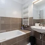 Free Spirit With Amazing Balcony شقة بودابست
