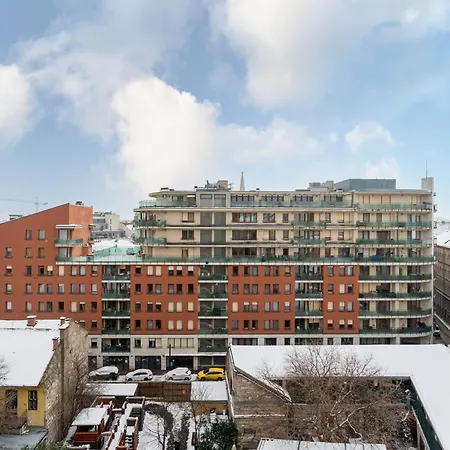 Free Spirit With Amazing Balcony And Garden Connection *