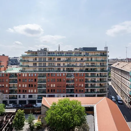 Free Spirit With Amazing Balcony And Garden Connection Budapest
