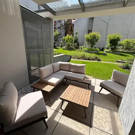 Free Spirit With Amazing Balcony And Free Parking