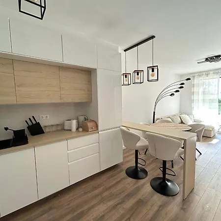 Free Spirit With Amazing Balcony And Free Parking Apartmán